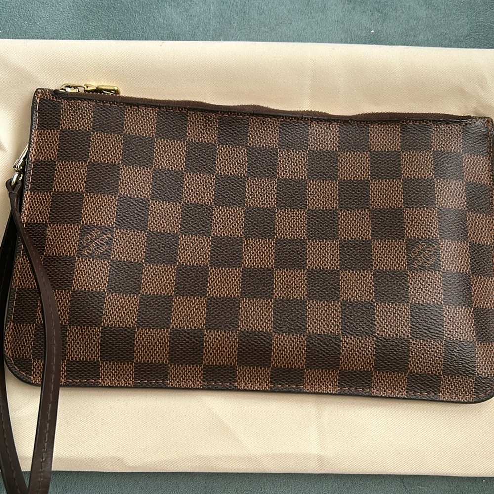 LV original Never full pouch item #SD3137